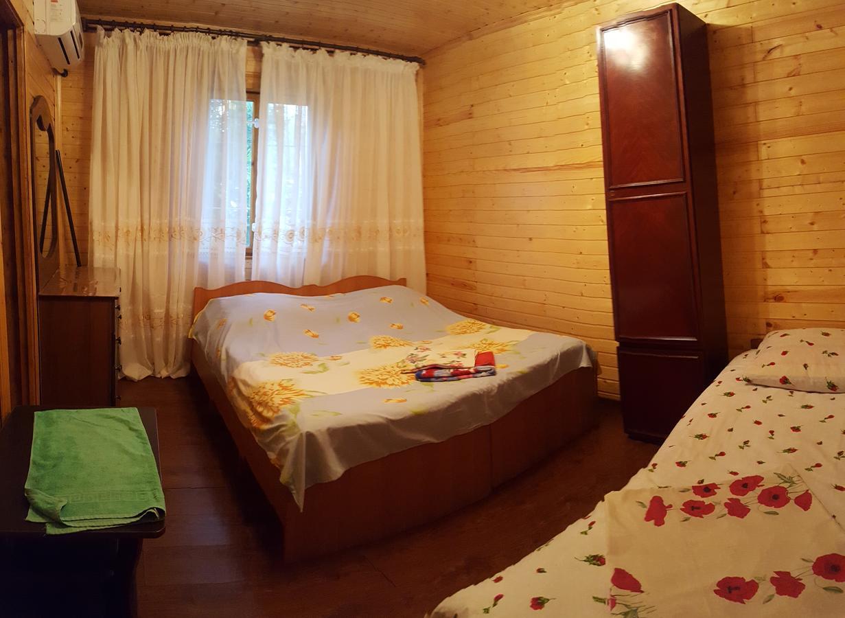 U Iriny Hotel Picunda Kültér fotó