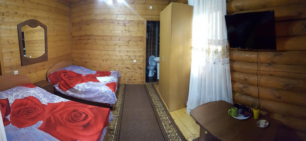 U Iriny Hotel Picunda Kültér fotó