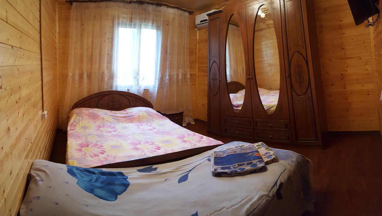U Iriny Hotel Picunda Kültér fotó